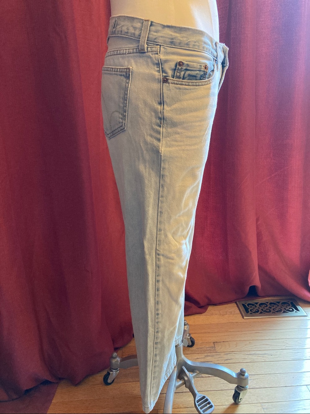 Red Engine jeans, size 28 - Picture 5 of 13